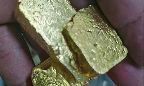 为什么金店的价格比现货黄金的价格贵那么多_金店里的金价那么高